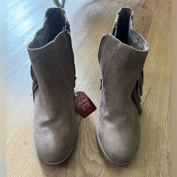Faded glory tassle heeled booties - Picture 1 of 5